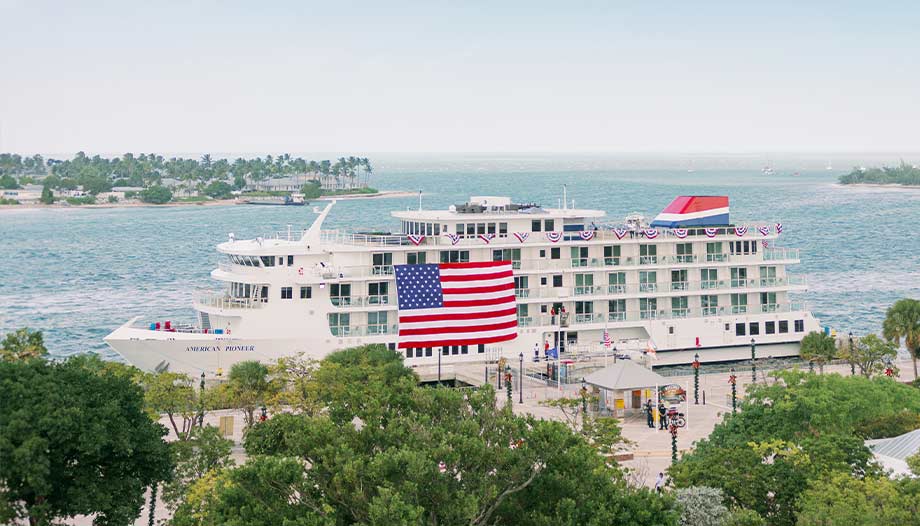 All-inclusive dining experience aboard American Cruise Lines featuring freshly prepared cuisine and onboard meals.