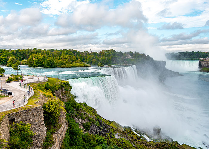 Great Lakes & Thousand Islands Cruise