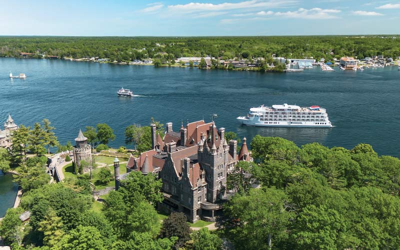 Great Lakes Ships