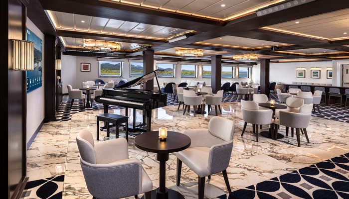 River Lounge 1