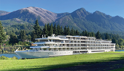 American Harmony docked on the Columbia & Snake Rivers