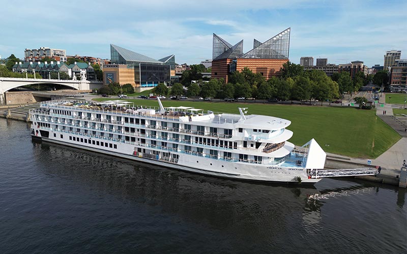 American Cruise Lines Mightiest Season on the Mississippi River
