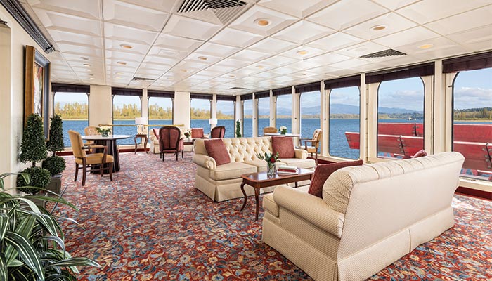 Paddlewheel Lounge