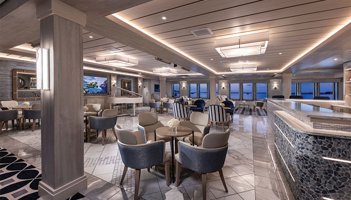 Chesapeake Lounge